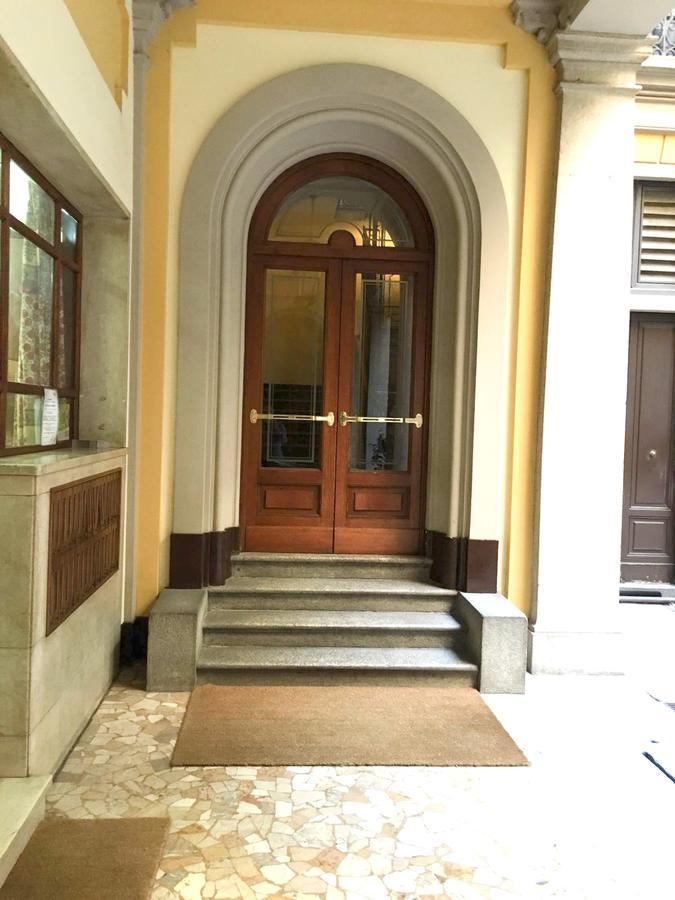 Apartamento Mansarda Porta Venezia Milán Exterior foto