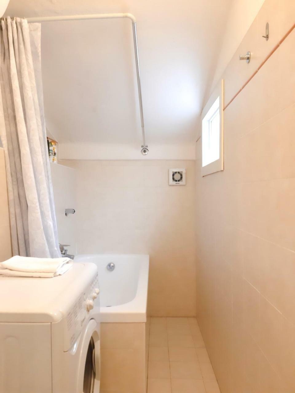 Apartamento Mansarda Porta Venezia Milán Exterior foto